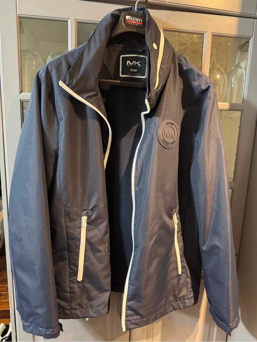 Michael Kors Men's travel engineered woven windbreaker NWOT